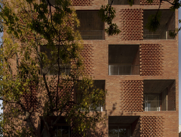Cadau COA - Edificio Damero