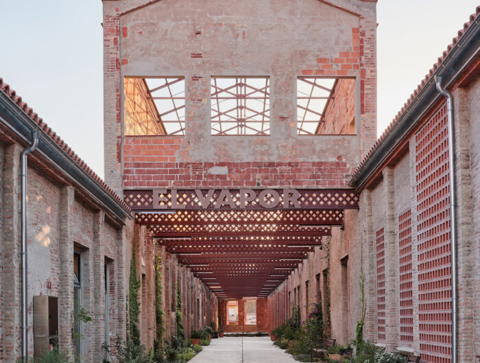 Finalist - Rehabilitation of Vapor Cortès - Prodis 1923 - © Adrià Goula. Cortesía de la Fundació Mies van der Rohe