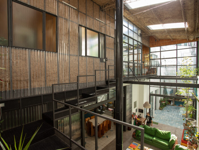 Habitante del espacio - Casa galpon