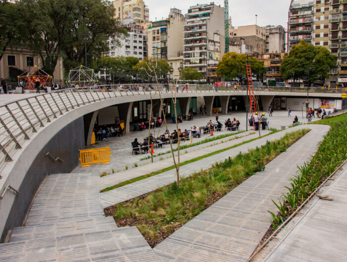 Plaza Houssay