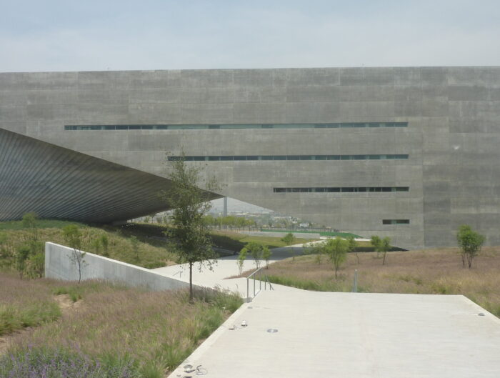 Centro Roberto Garza Sada
